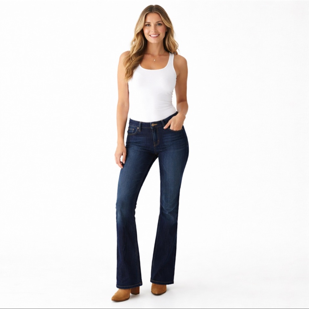 Levi’s 545 Women’s Low Bootcut Jeans 14x32 Dark Wash Stretch Denim Classic - Picture 2 of 6